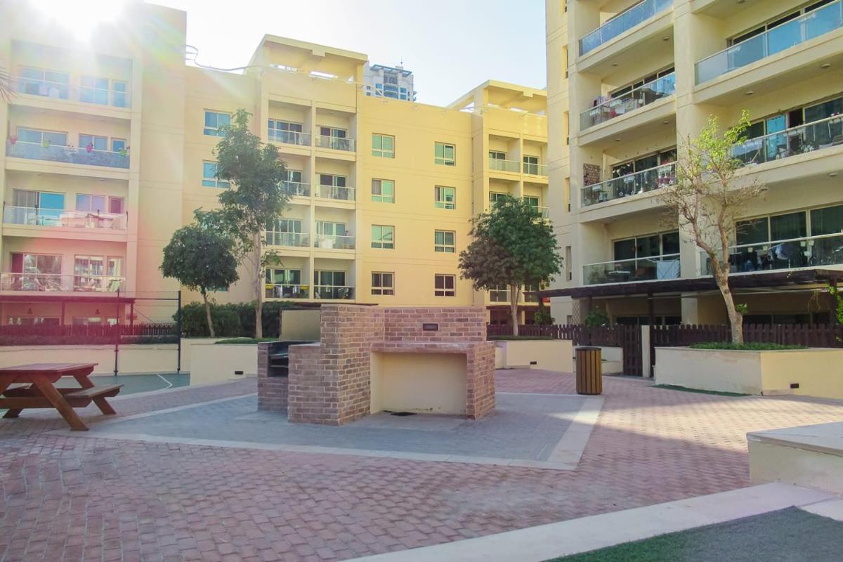 Frank Porter - Al Thayyal 2, The Greens Dubai Bagian luar foto